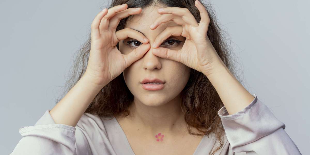 What Are Monolids? Embracing a Unique and Beautiful Eyelid Shape