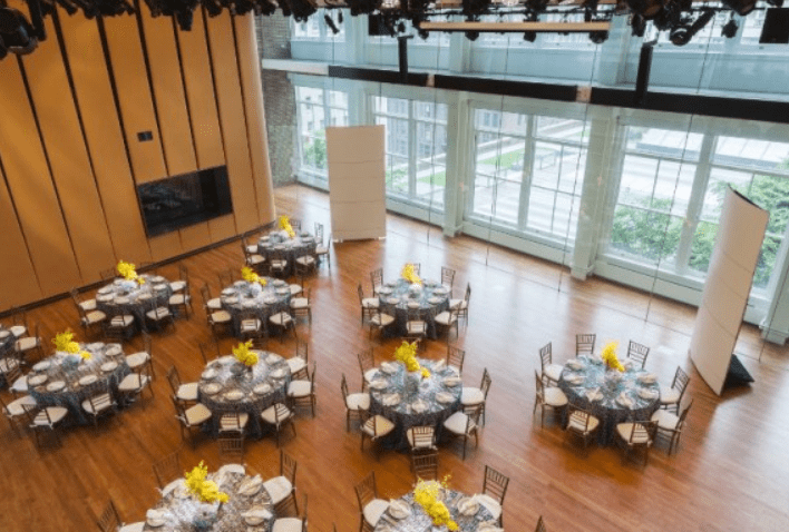 How Food Presentation Enhances Events at Top Hotels for Large Groups NYC - guest-post.org