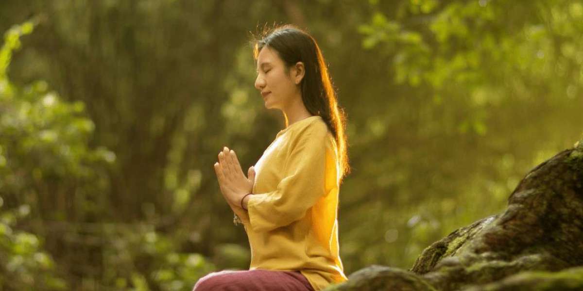 Hatha Yoga Teacher Training Bali | Transform Your Practice
