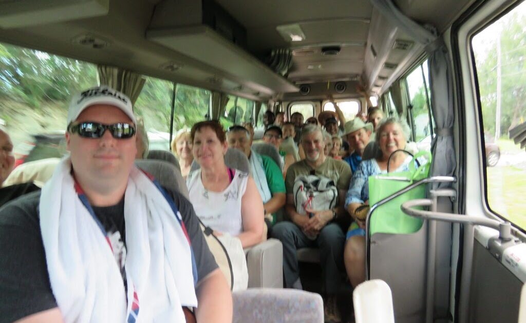 Why Hotel Shuttle Service Is No Longer Just For Tourists