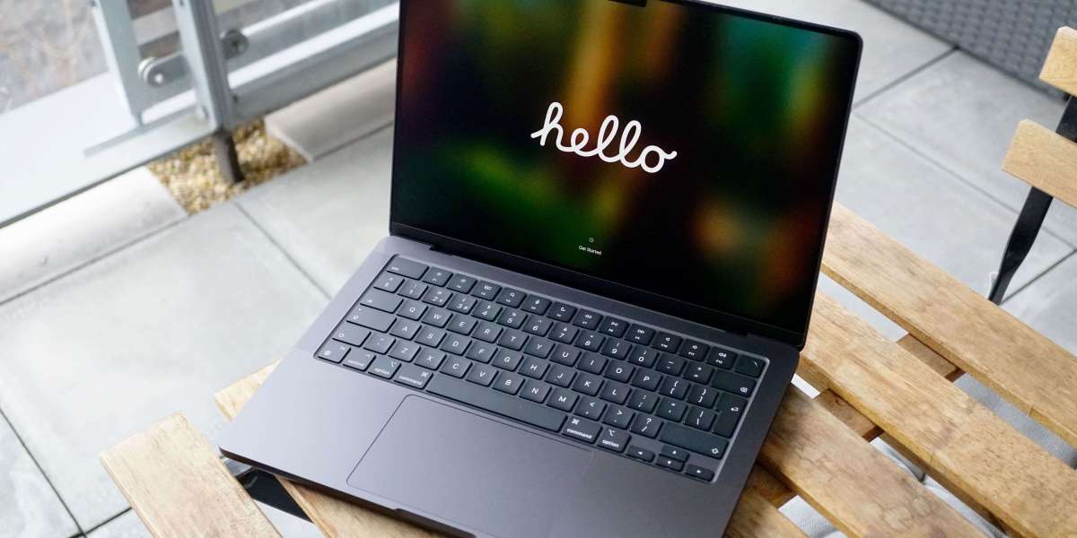 What Makes MacBook Rentals Ideal for Start-Ups?