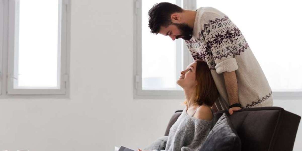 Building Bridges of the Heart: Understanding Emotional Intimacy and the Role of Emotional Intimacy Coaching