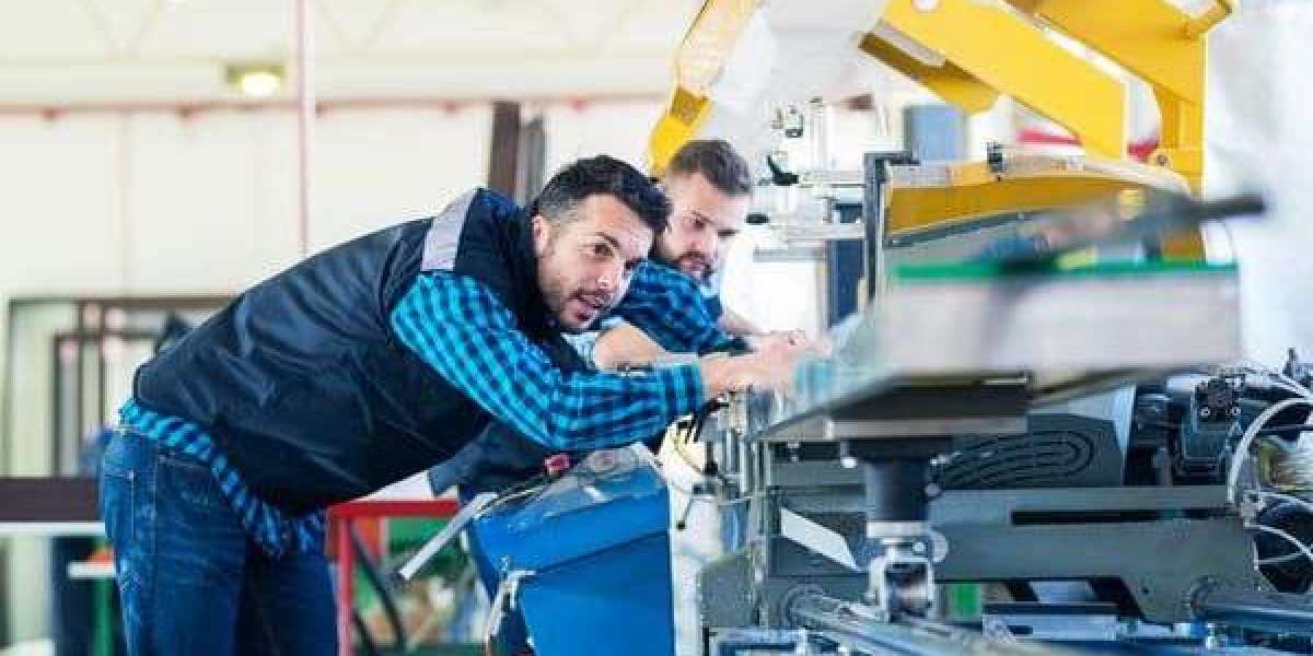 What to Expect from an Industrial Glass Manufacturing Company That Understands the Work You Do