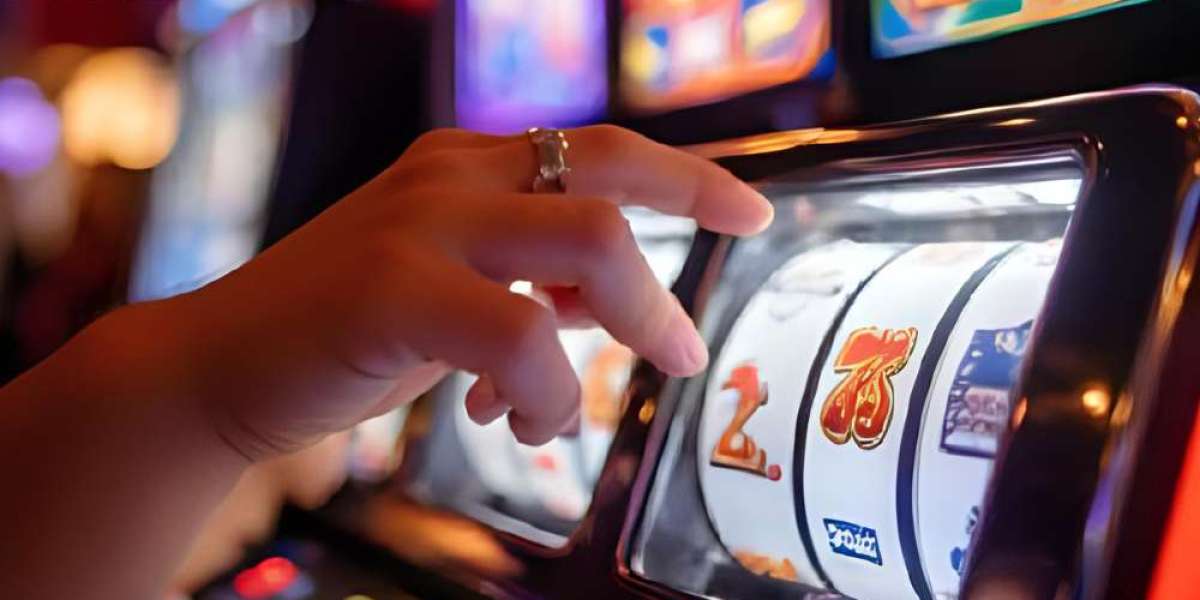 555 Slot Online Real Money – Spin to Win Big Cash Prizes Instantly