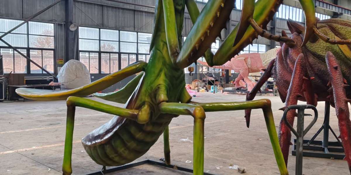 Custom Giant Animatronic Bugs Unique Designs for Events & Zoos
