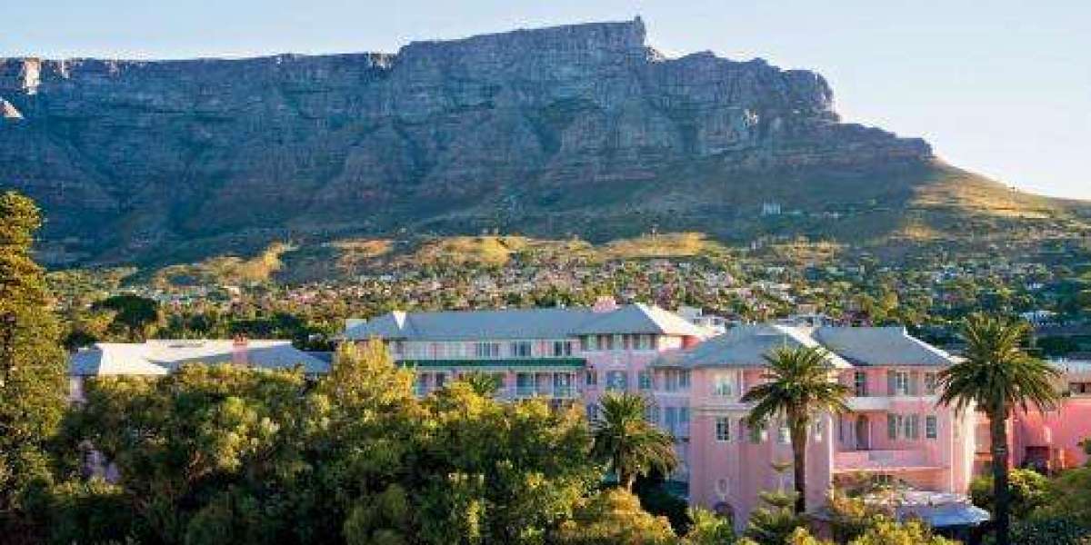 Traveling to Africa? Stay Healthy and Safe by Following Health Precautions