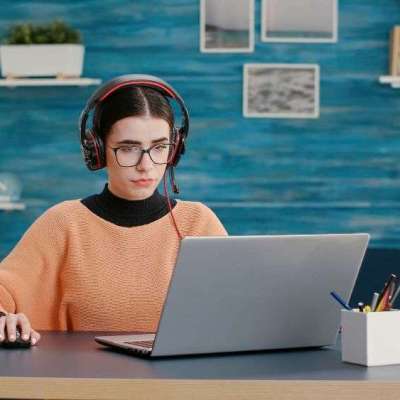 Top 10 Best Computer Courses in High Demand Profile Picture