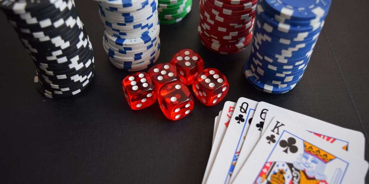 The Evolution of Online Casino Bonuses: Analyzing Trends and Strategies for 2025