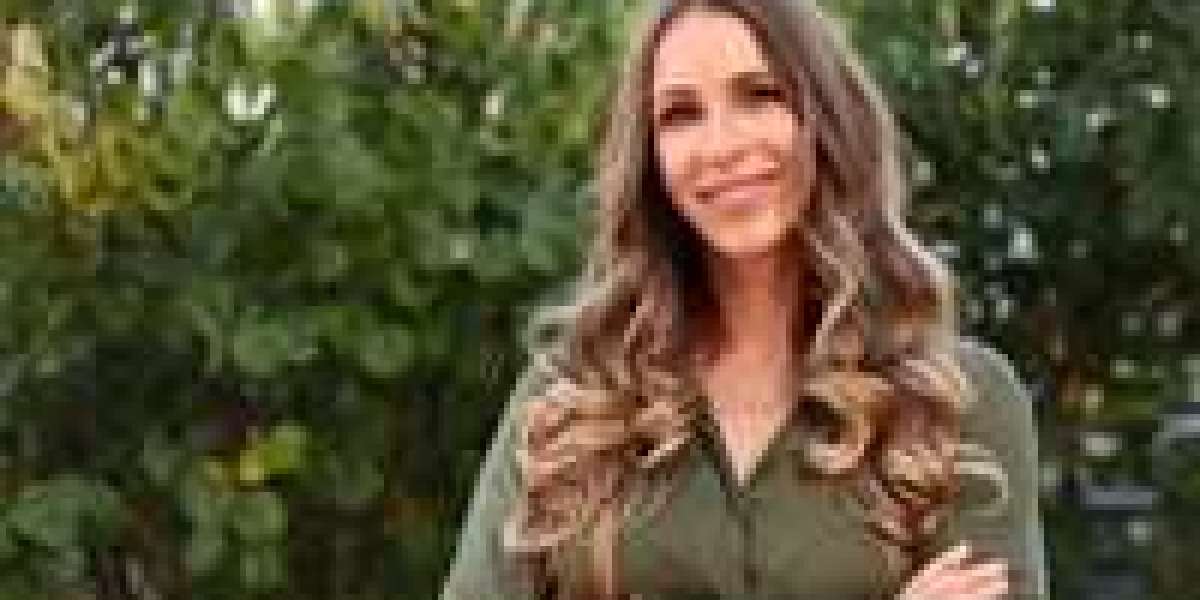 Heal Inside and Out with Holistic Therapy in Los Angeles
