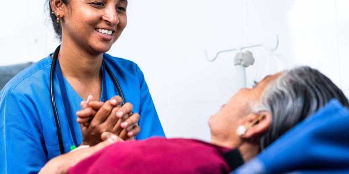 Professional Nurse at Home | Expert Home Nursing Services