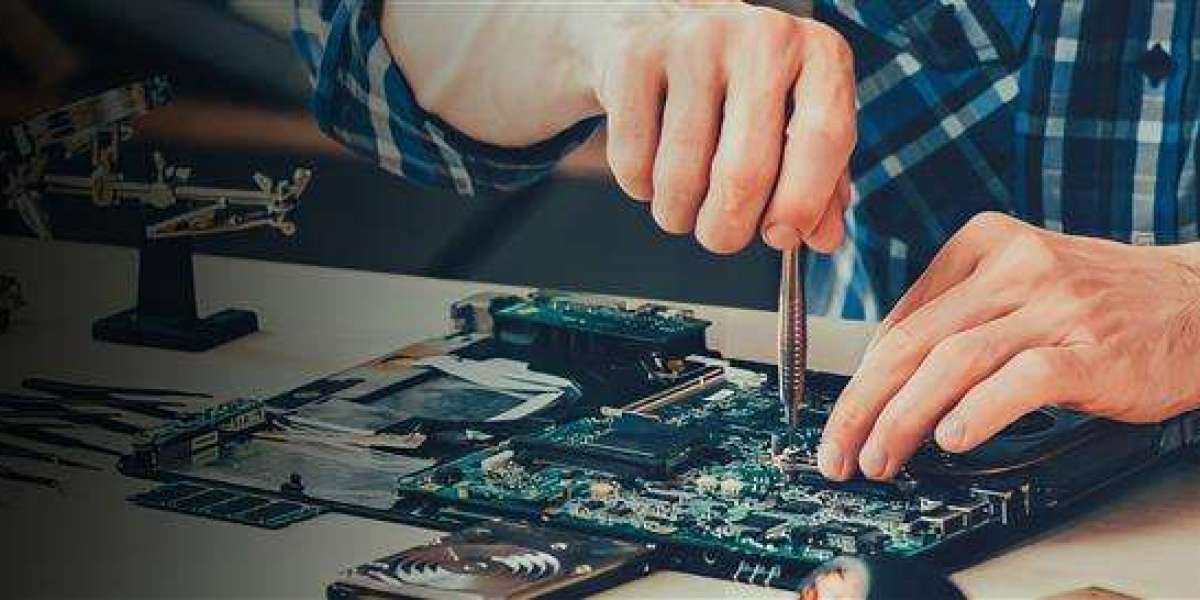 Power Meets Performance: Best PC & Servers for 2025