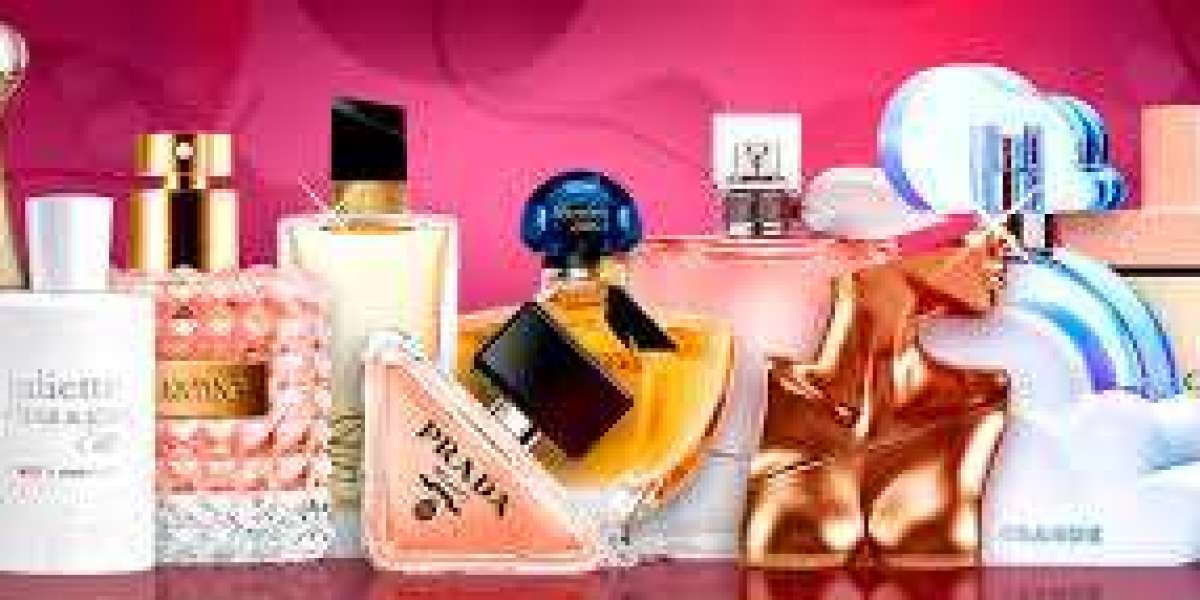 The Captivating World of Perfumes and Fragrances