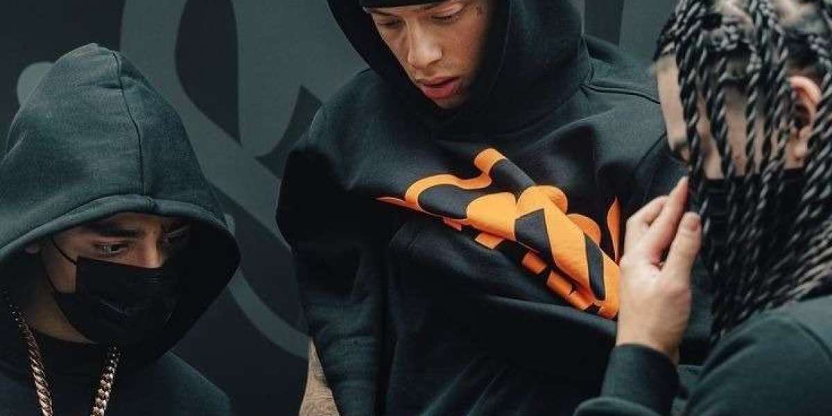 Syna World Tracksuits: Style, Status, and Street Cred