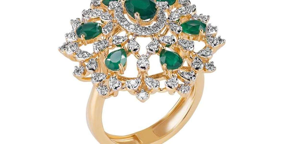 Why Emerald Cut Diamond Engagement Rings Are Timeless: From 1 Carat Elegance to 3 Carat Glamour