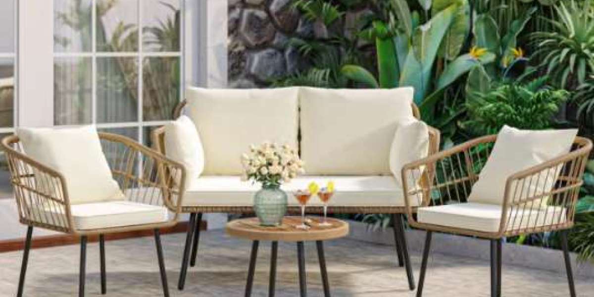 Modern Garden Sofa Sets: 2025's Trendy Outdoor Seating