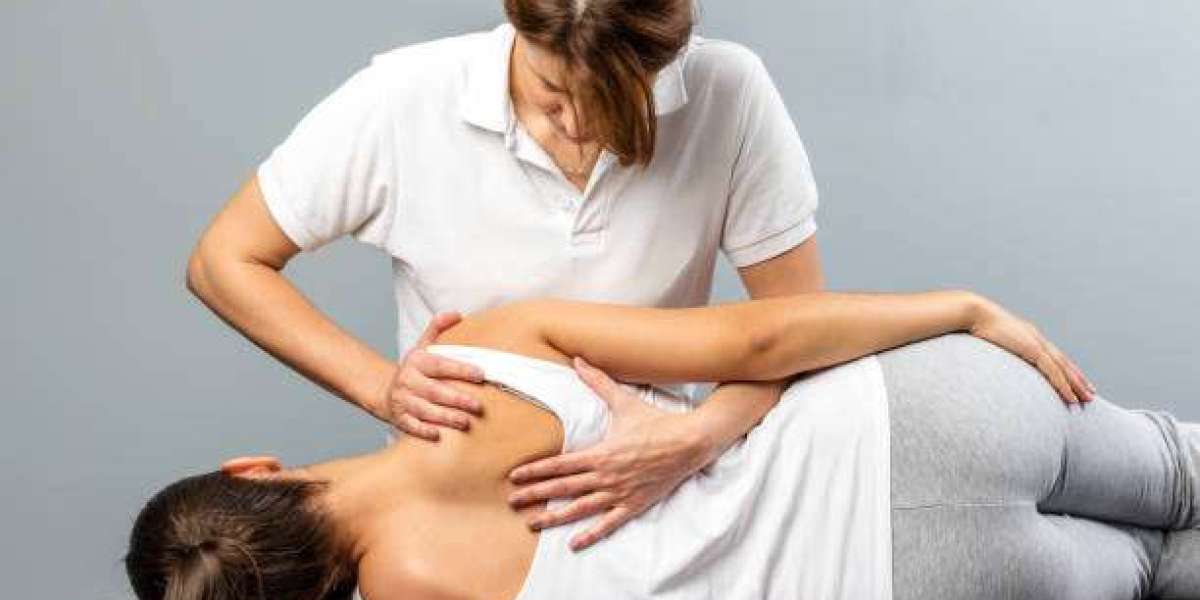 Holistic Healing: Why the Best Chiropractor in NYC Should Be Part of Your Wellness Routine