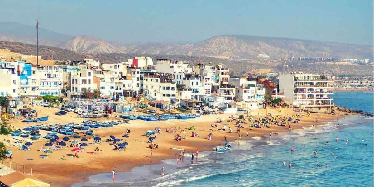 What Makes a Surf Lessons Holiday in Taghazout So Popular?
