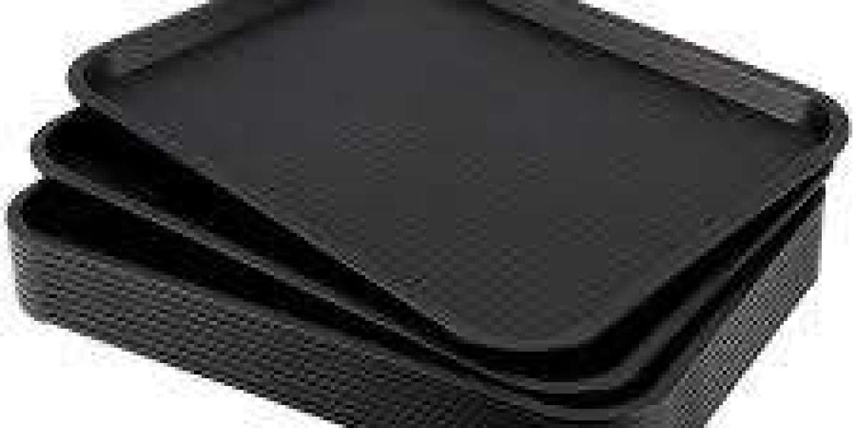 Why Restaurants Choose Custom Food Trays for Daily Operations