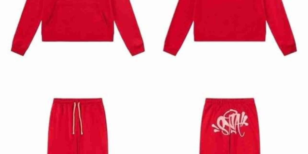 Syna World Tracksuit: The New Age Uniform of Urban Sophistication