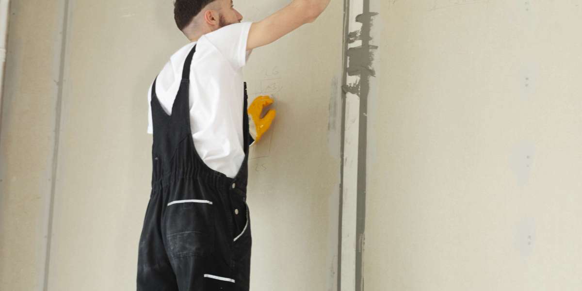 Craftsmanship That Lasts: Orange County’s Go-To Drywall Repair Experts