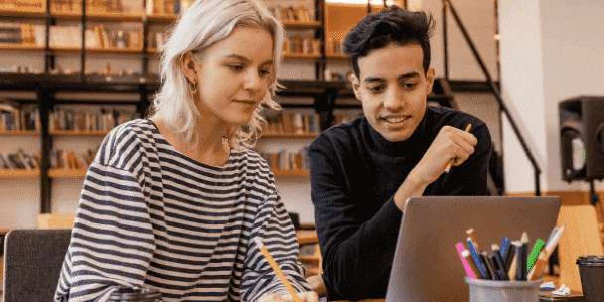 Expert Distance Education Services & Consulting for Professional University Online Courses