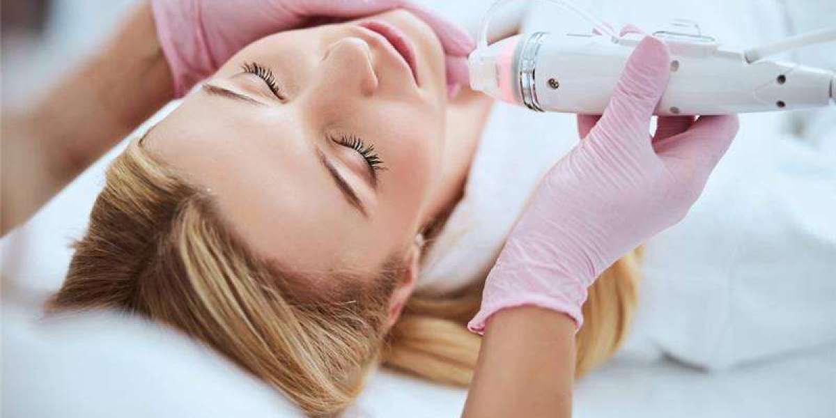 How Does Laser Treatment Help With Skin Tightening?