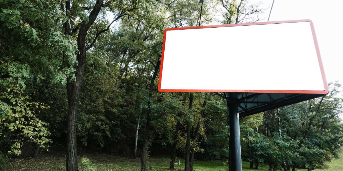 Common Mistakes to Avoid in Outdoor Advertising