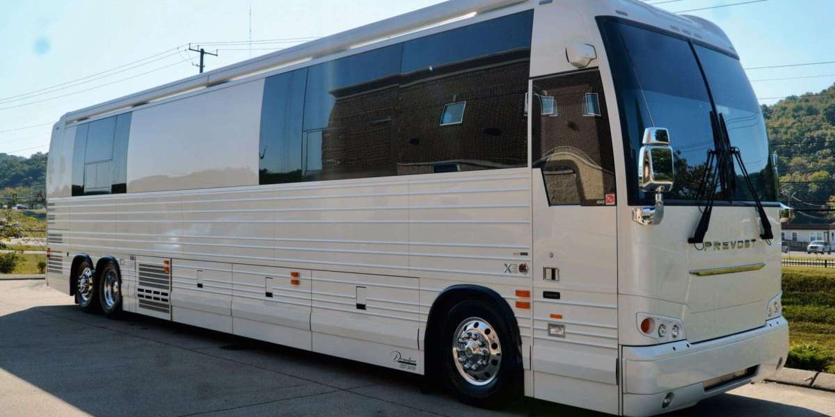 Coach Hire Near Me: Tips for Smooth Group Travel