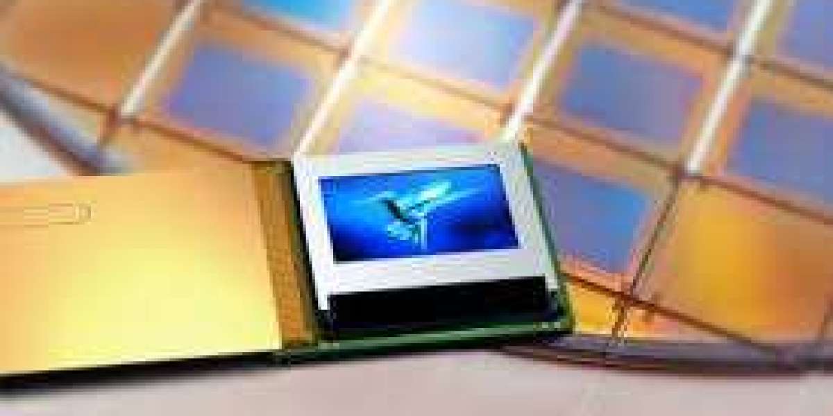 Micro Displays: The Compact Power Behind Augmented Reality and Smart Devices