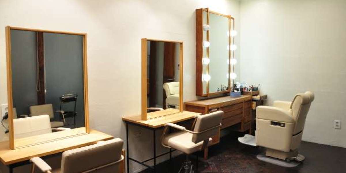 Are There Age Limits for Room Salon Entry?