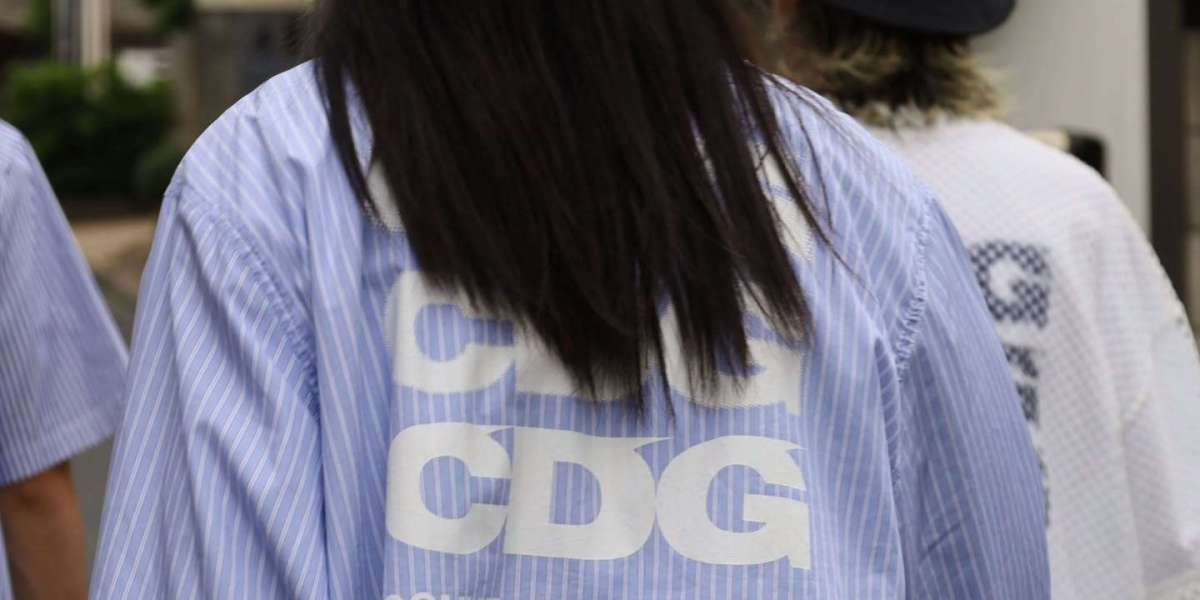 Comme des Garcons Shirt Floats Through Lines