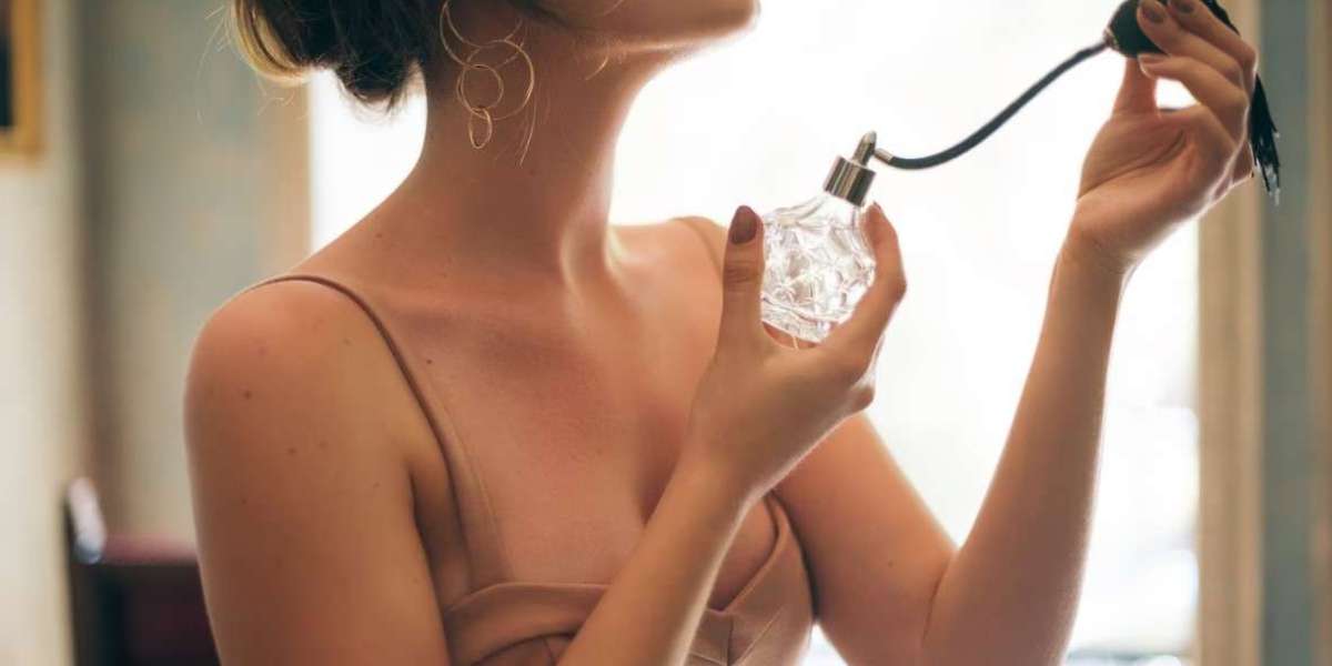 Perfume for Ladies in Singapore: Trends and Timeless Choices for 2025