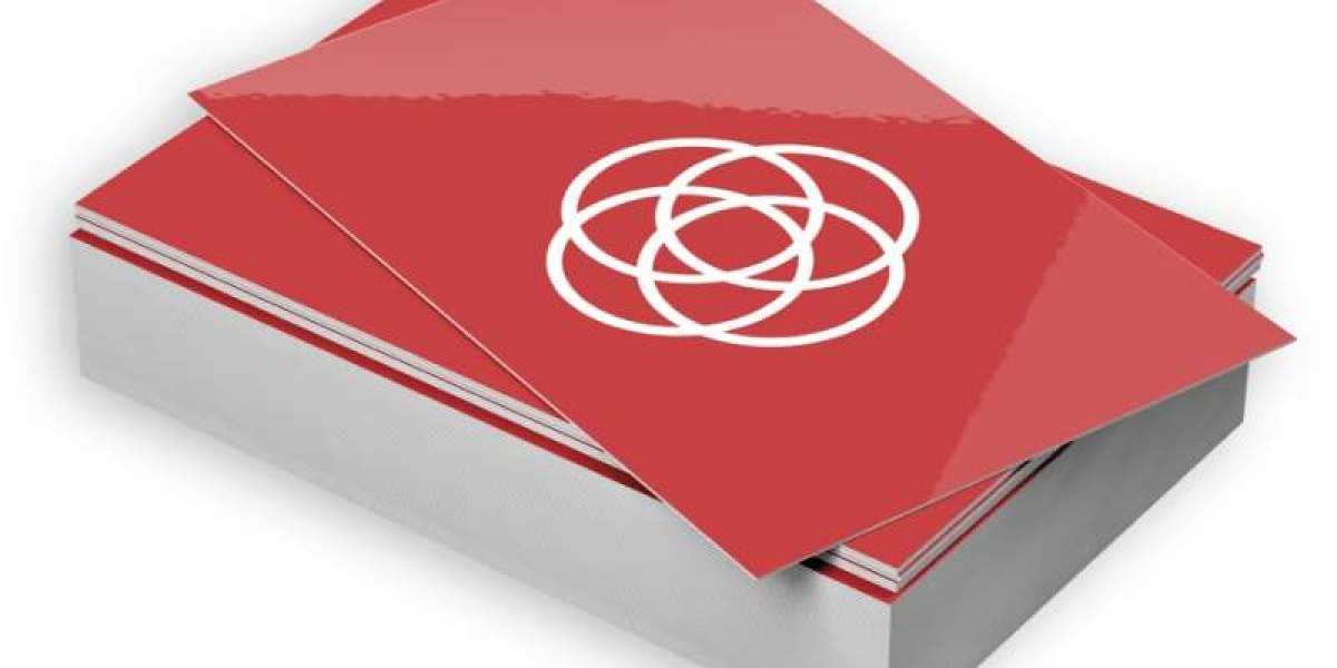 Choosing Between Laminated and Standard Business Cards: What’s Right for Your Brand?