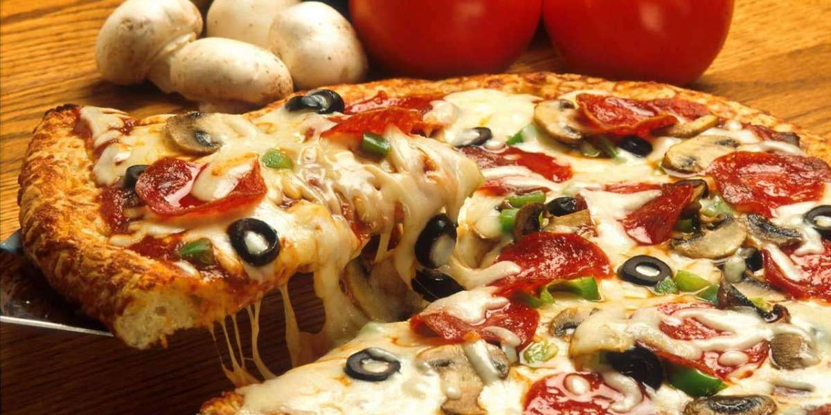 Pizza Lahore: Your Go-To Slice Spot!