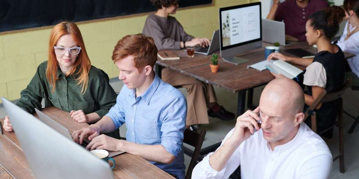 Top Trends in Marketing and Web Design UK Companies Should Watch in 2025