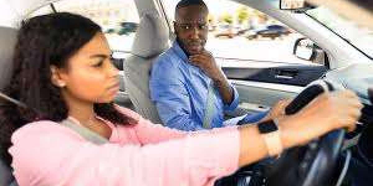 Driving School Kingswood – Learn to Drive with Confidence