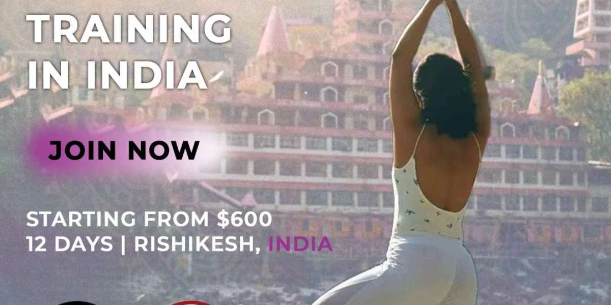 100 Hour Yoga Teacher Training in Rishikesh: A Transformative Journey