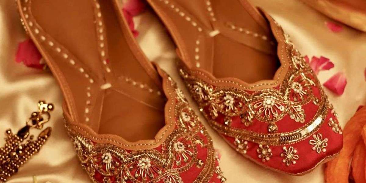 Why Bridal Juttis Are Trending