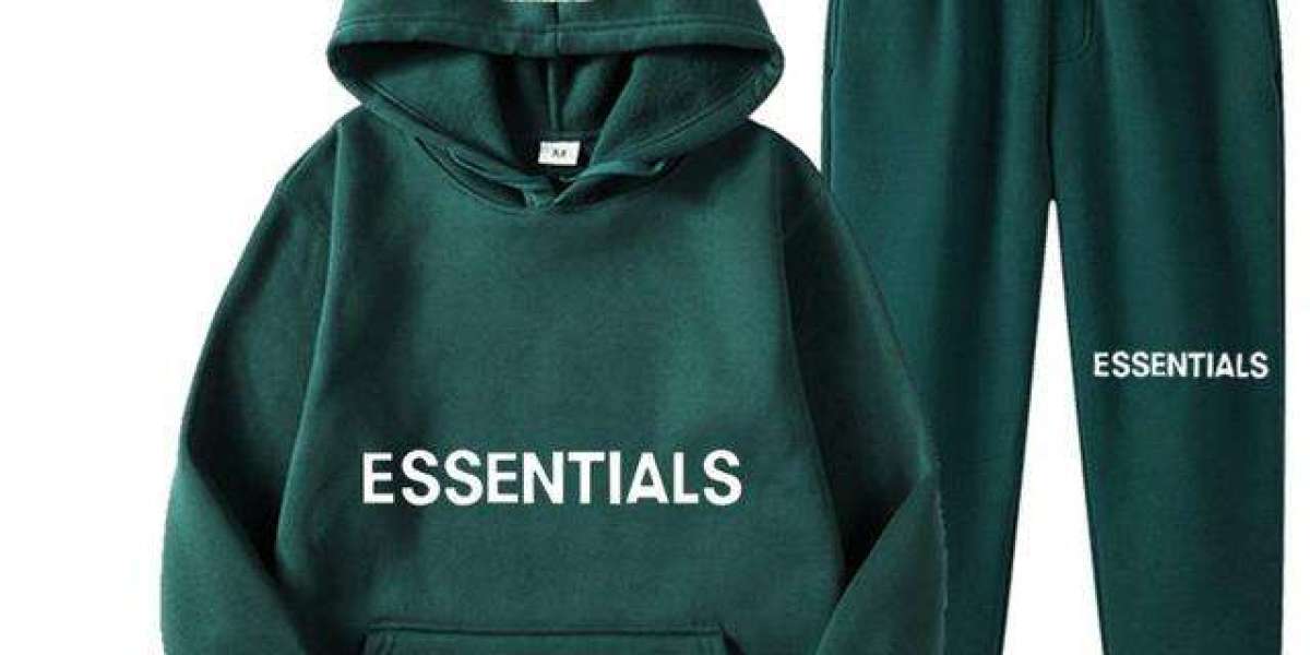 Essentials Hoodie and Tracksuit: The Perfect Blend of Comfort and Streetwear Cool