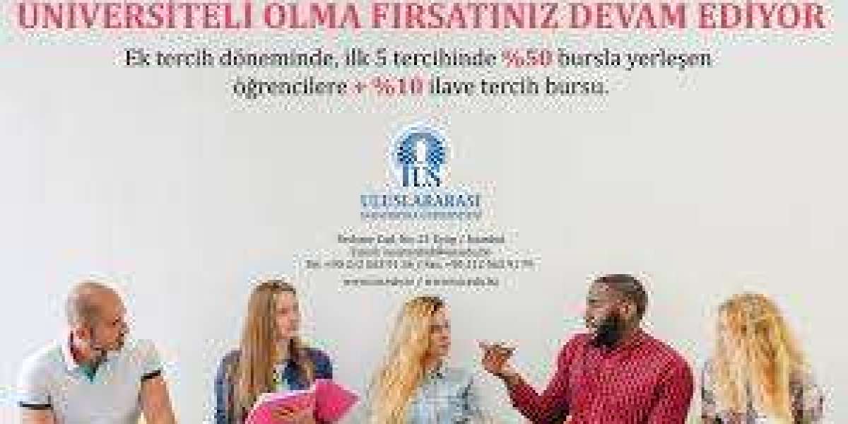 IUS Öğrenci İşleri Ofisi ile Akademik Yolculuğunuz Daha Kolay
