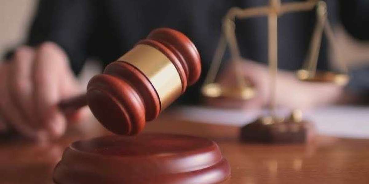 How Much Do Divorce Lawyers Cost? A Practical Guide