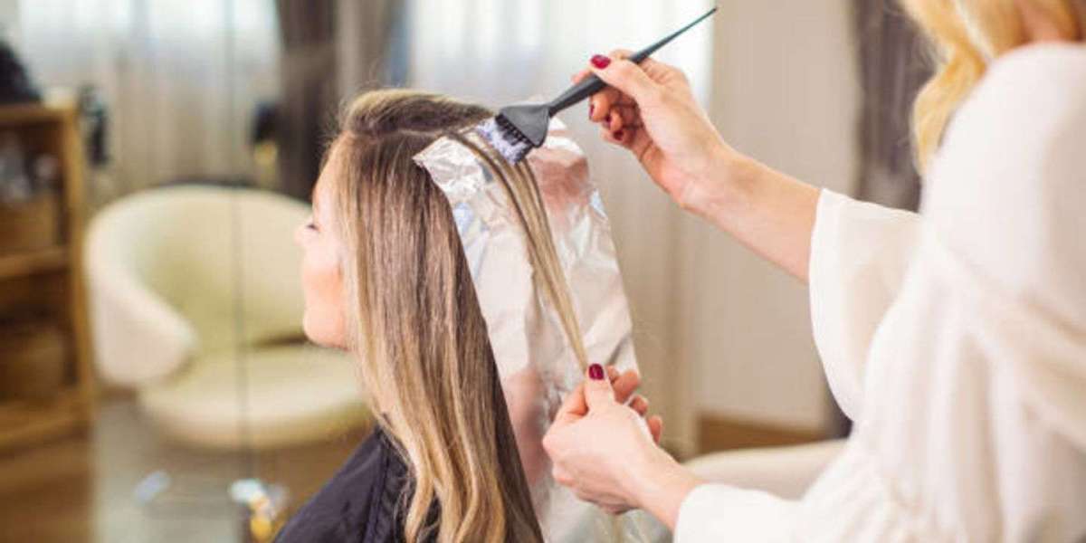 Finding the Best Hair Color Salon for Your Perfect Look