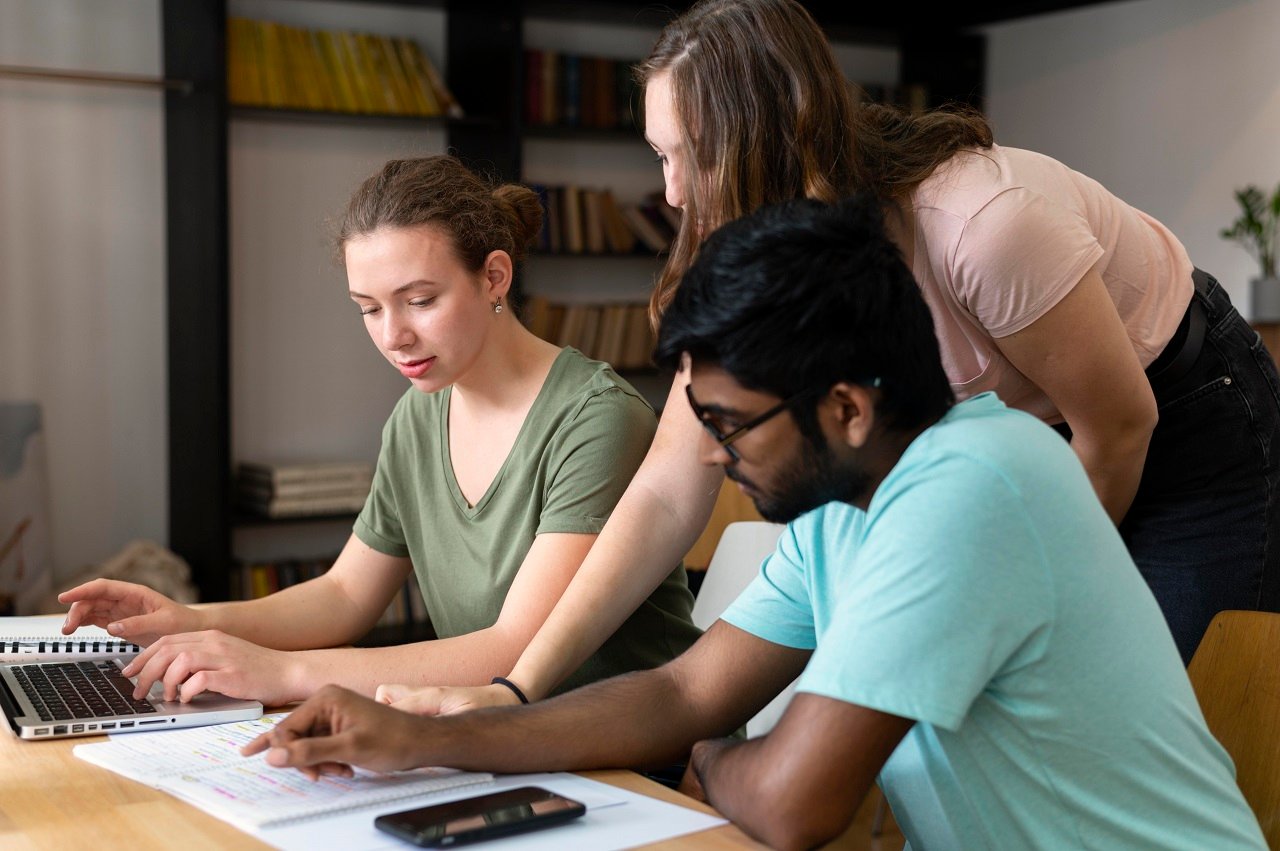 How to Apply Through UCAS Clearing 2025 | Step-by-Step Guide - Urban Hub - Students Accommodation