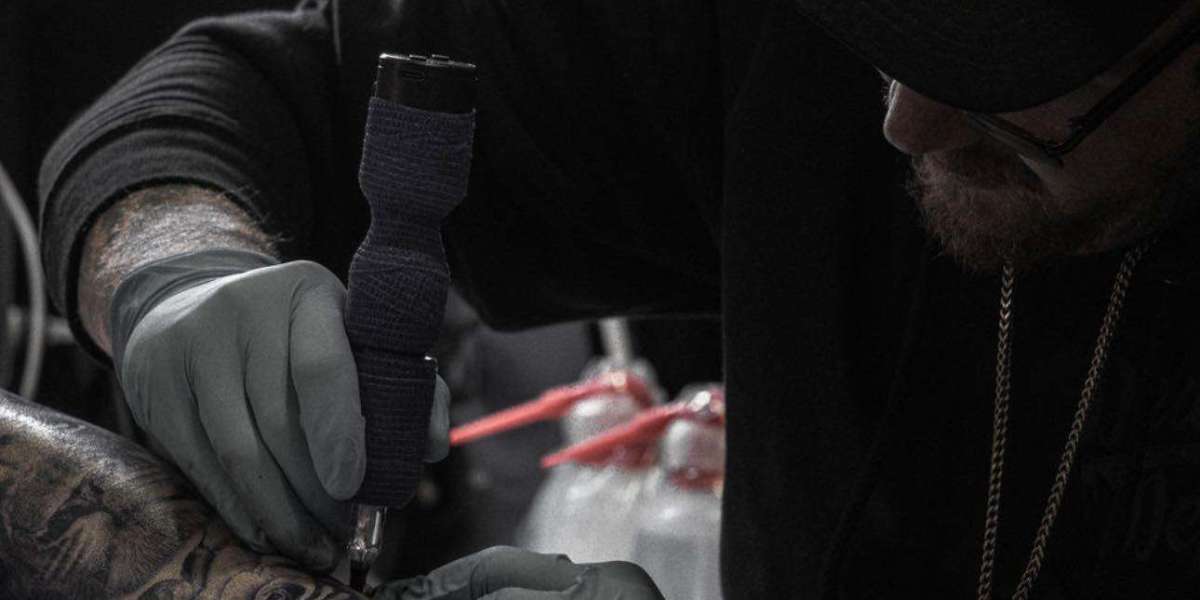 Understanding the Advantages of Hiring Accomplished Tattoo Artists Okotoks.