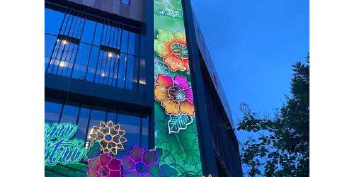 Revolutionizing Visual Communication: Zoom Visual Display Screen Leading the Way with Outdoor LED Screens and Cloud-Base