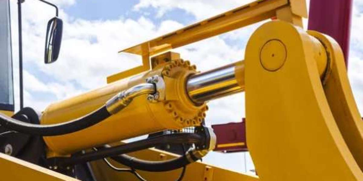 Is Your Grove Crane’s Hydraulic Pump Failing? Signs You Shouldn’t Ignore