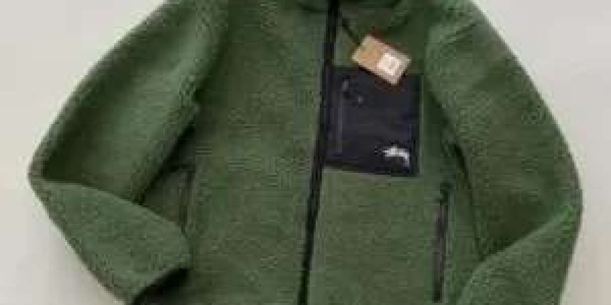 Stüssy Jacket A Streetwear Icon of Style and Functionality