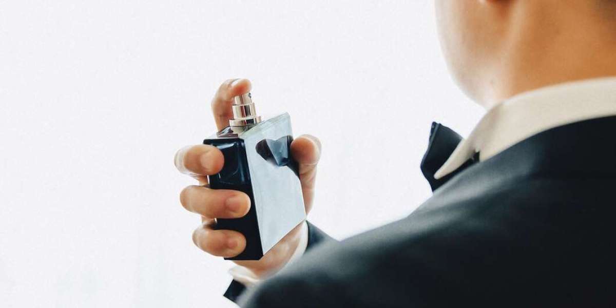 Smart Ways to Buy Perfume in Singapore in 2025