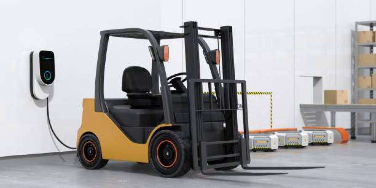 Compact Electric Forklifts: Best Choice for Small Warehouses