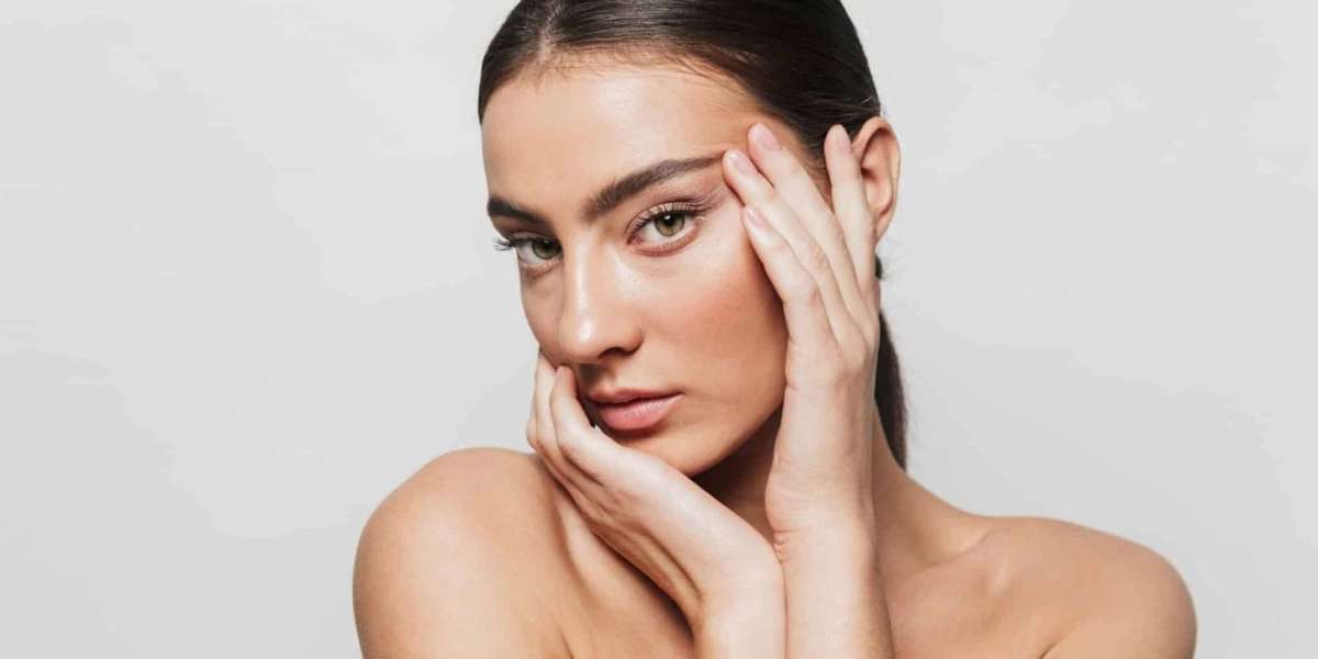 Blepharoplasty Dubai – Expert Eye Enhancement